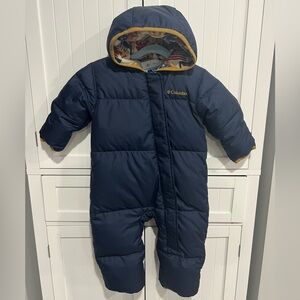 Columbia Snuggly Bunny Bunting - Like New
